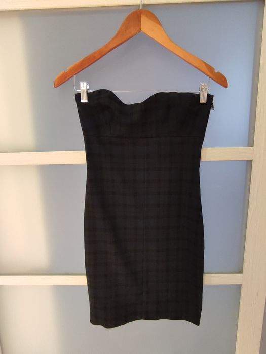 Платье Zara без бретелек, размер S
