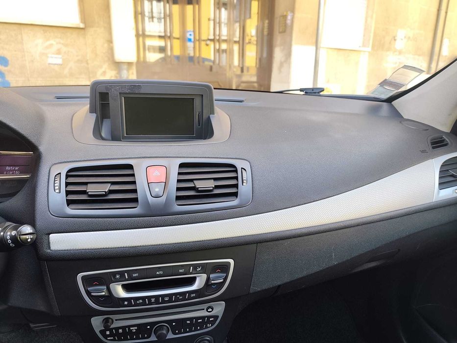 Renault Mégane Sport Tourer 1.5 dCi Dynamique S 110cv (2010) – Excelente Estado