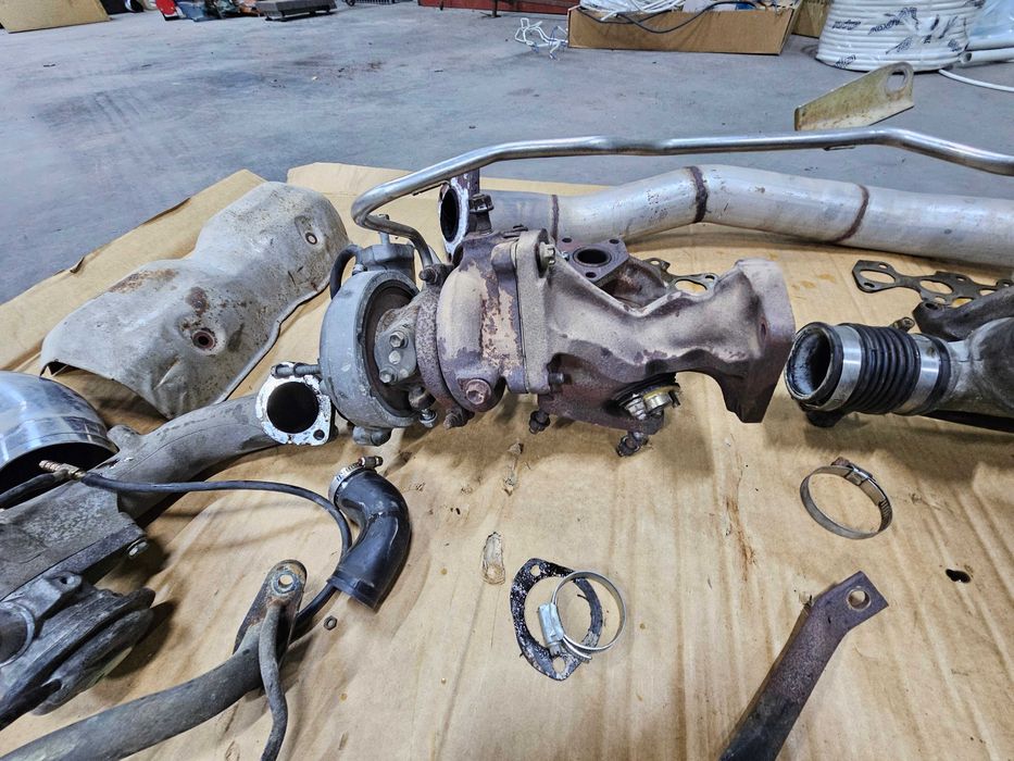 Zestaw Twin Turbo turbosprężarki CT12a 1JZ-GTE Non-VVTI DP kolektory