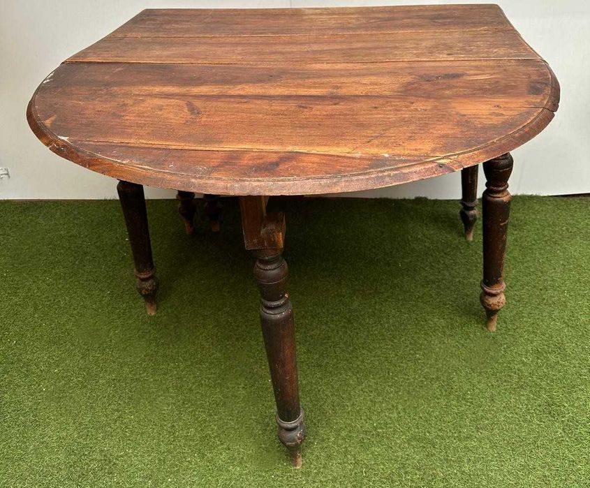 Mesa rustica antiga com abas rebativeis, centenaria