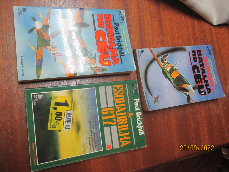 3 livros de bolso de Paul Brickhill