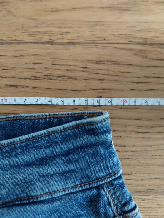 House krótkie spodenki jeansowe męskie  rozmiar 29 slim młodzieżowe