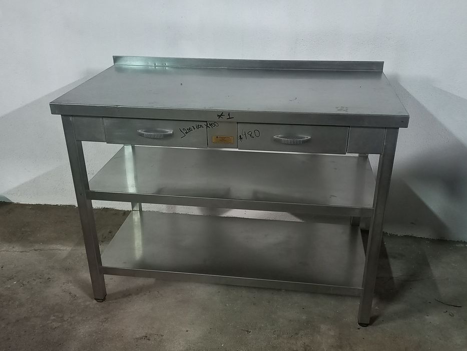 Bancada inox com duas gavetas