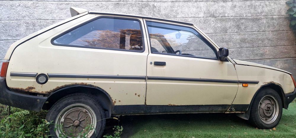 Автомобіль ЗАЗ Таврія 1102