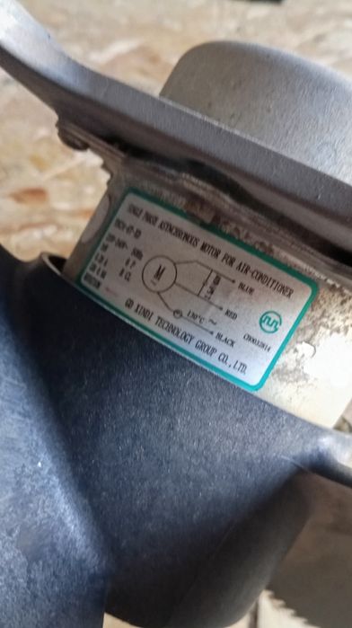 Двигатели блоков кондиционера, разные, 4шт