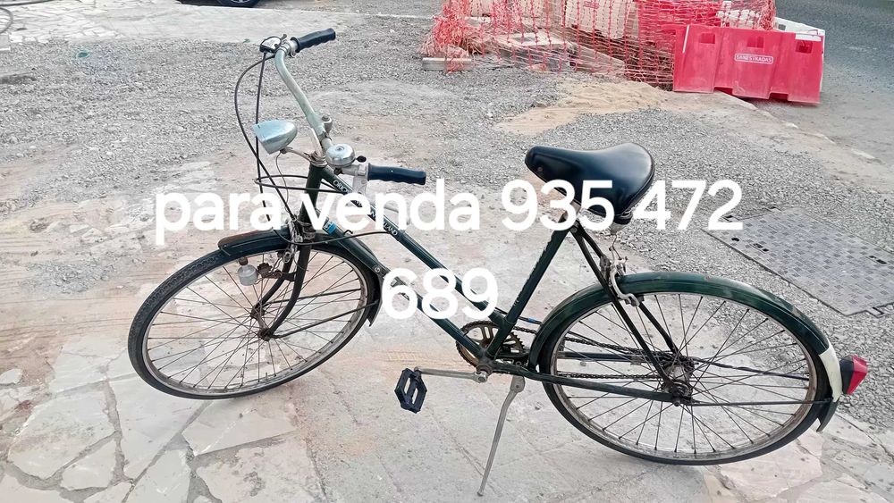 Tenho esta linda bicicleta holandesa para venda
