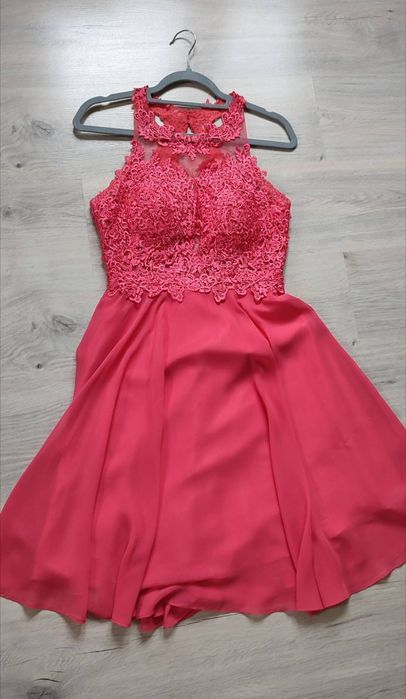 Sukienka różowa tiulowa r.38