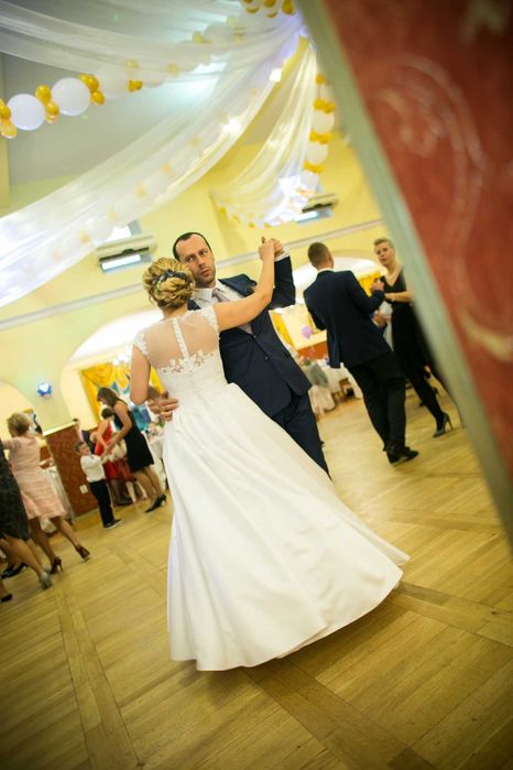 Suknia Ślubna Agnes model 14017