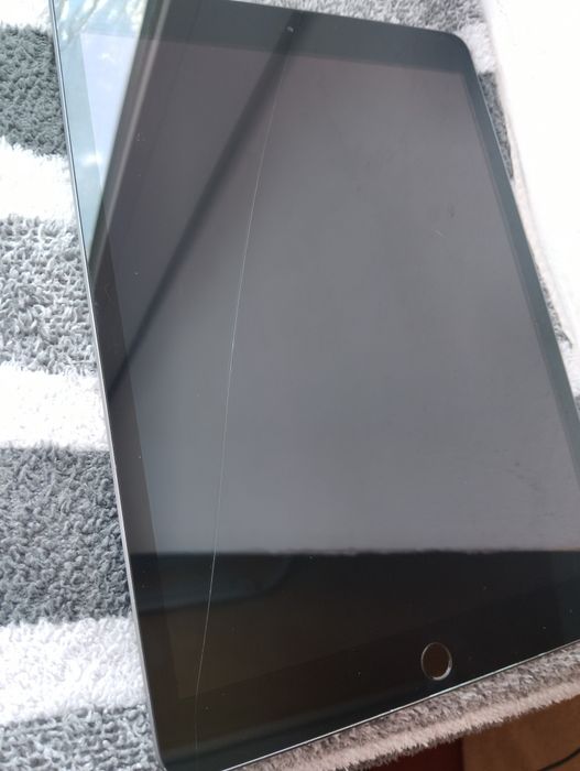 iPad 8-го покоління (2020) на 128 ГБ Wi-Fi у кольорі Space Gray