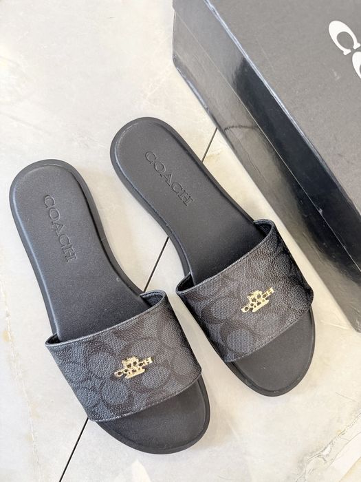Шльопанці Coach шлепанцы