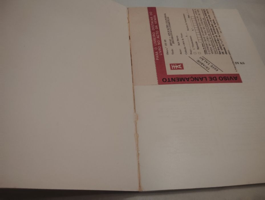 Livro Coleção Arte de Viver Ervas Vintage