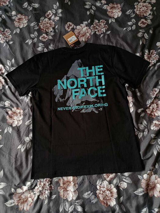 T-shirt bawełniany The North Face, czarny L regular fit