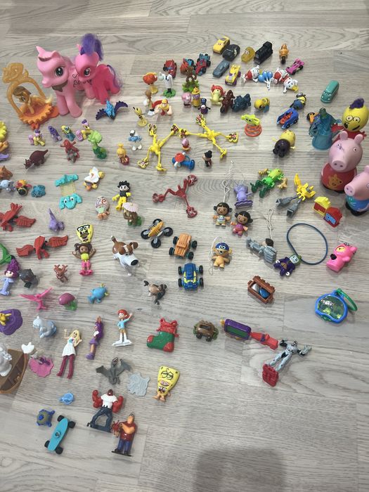 Кіндери різні