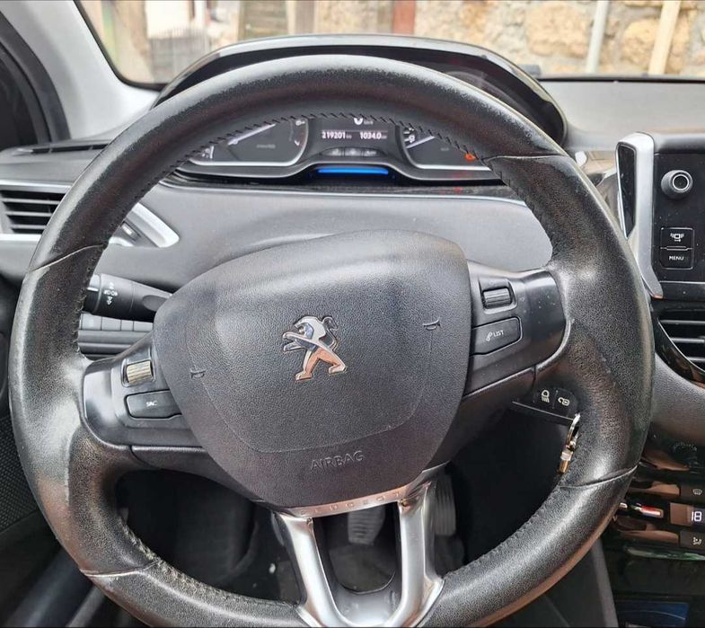 Peugeot 208, 1.2 PureTech