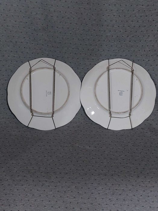 Pratos antigos de pendurar