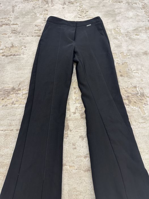 Класичні чорні штани