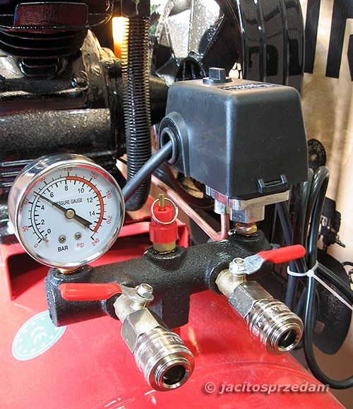 SPRĘŻARKA 100 L 310 l/min 1,5 kW 8 BAR KOMPRESOR