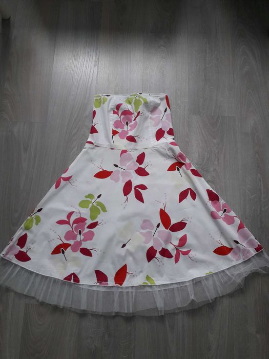 Sukienka letnia bez ramion S