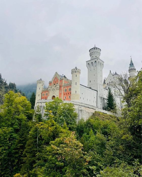 Весняні та літні тури Європою! Суперціни та незабутні емоції!