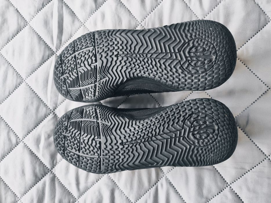 Buty piłkarskie halówki Nike Tiempo Legend 10 Academy IC