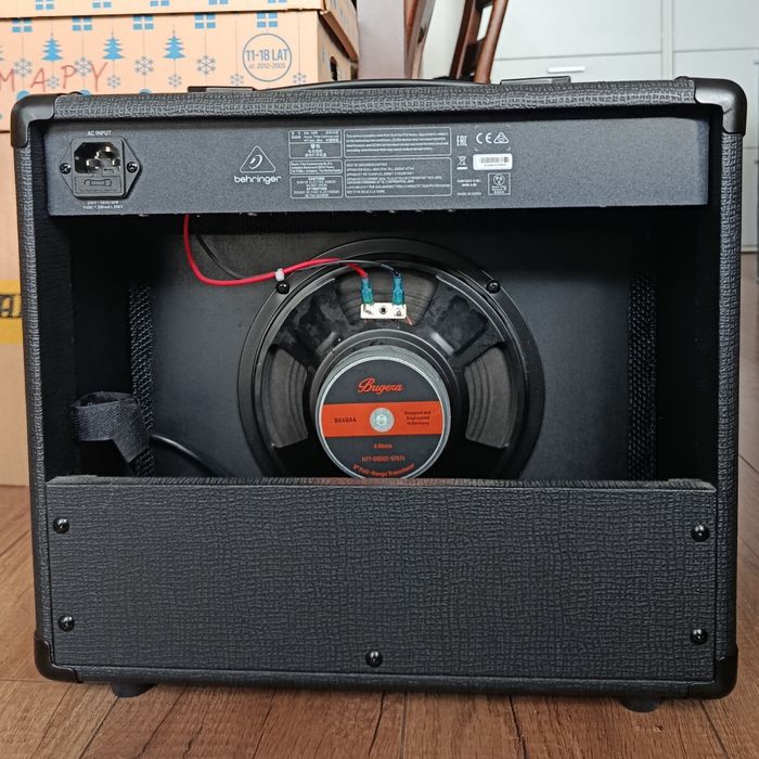 Combo Behringer HA-20R wzmacniacz piec gitarowy