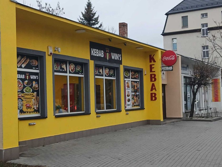 Sprzedam Lokal 71m/kw  STRZELIN z działką ulica WOLNOŚCI+ PARKING