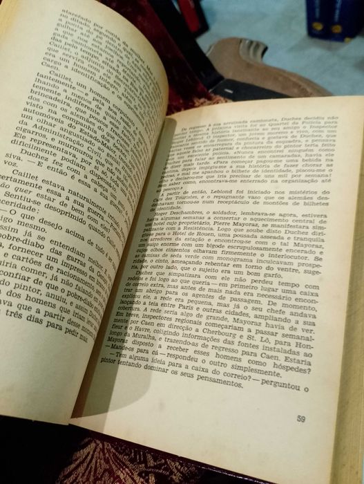 Dossier: Resistência - Richard Collier