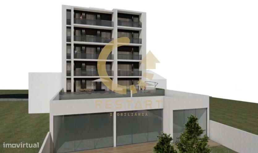 APT T1, último piso, varanda, poente, lugar de garagem, próximo ao Met — Mafamude E Vilar Do Paraíso, Porto