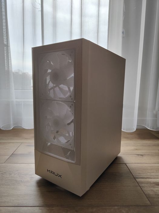 Gamingowy PC Ryzen 5 5600 / Radeon RX 6750 XT / 16 GB RAM / SSD 250 GB