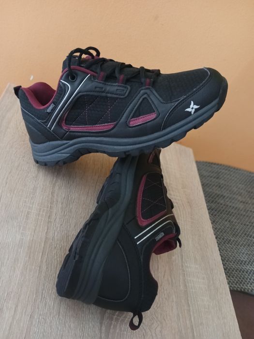 McKinley trekkingowe wodoodporne 41,5