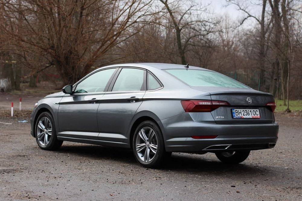 Оренда авто. Прокат VW JETTA