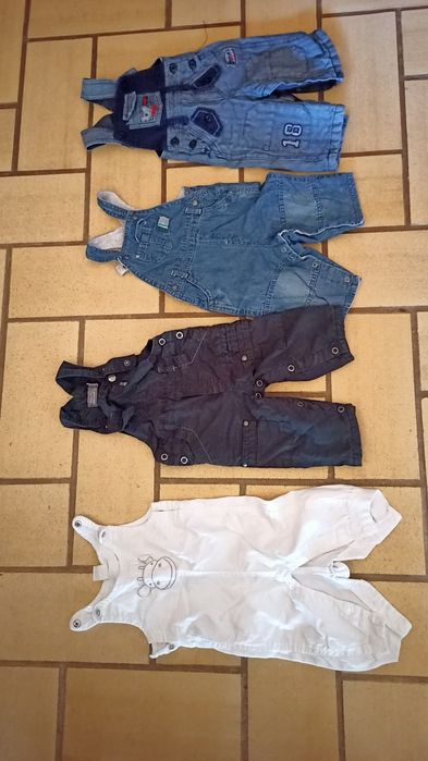 Conjunto de 4 jardineiras bebe menino