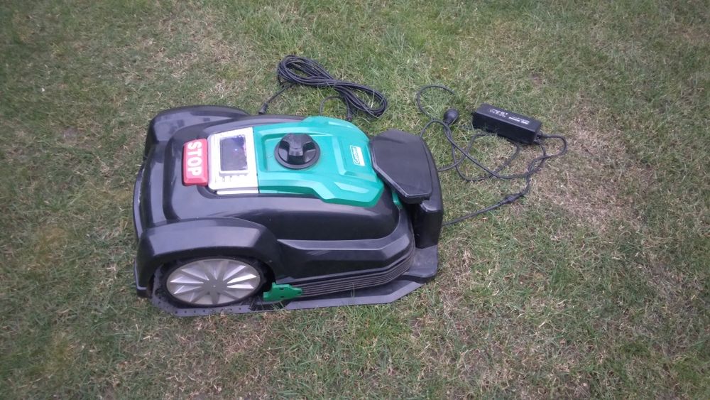 Robot koszący Garden FEELINGS 800m² kosiarka samojezdna