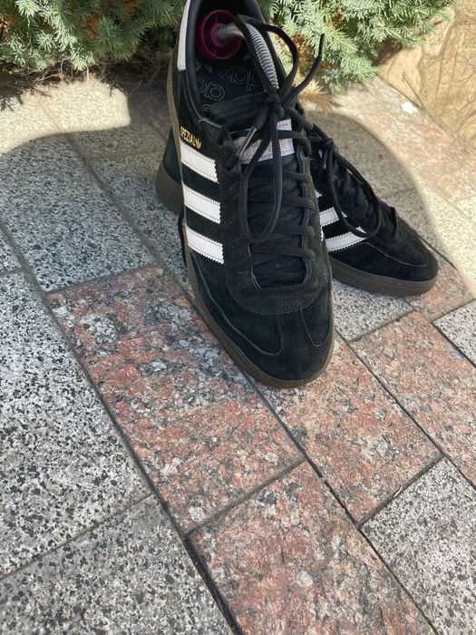 Продам оригінальні кросівки adidas spezial 43