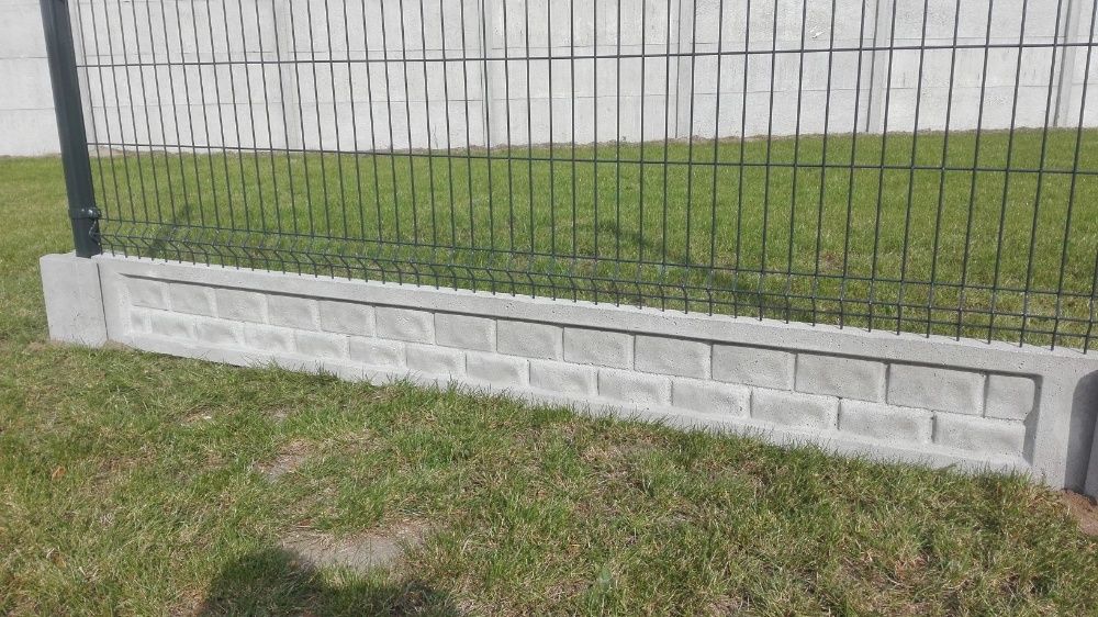 Podmurówka betonowa L 2,50, H 0,25