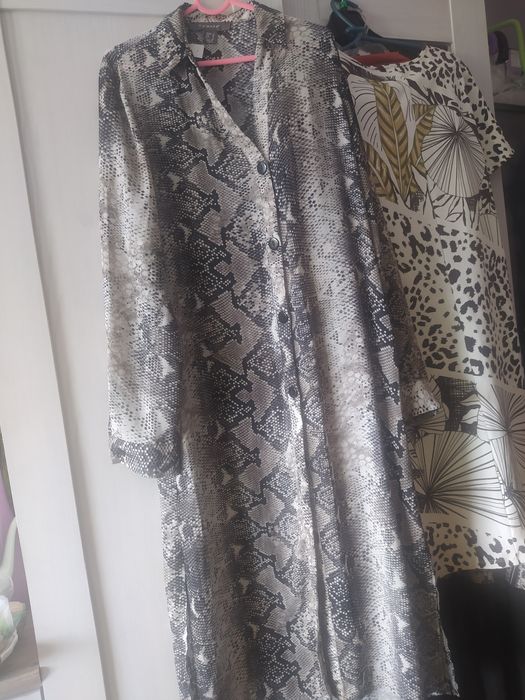 Narzutka,rozpinana,sukienka.Primark