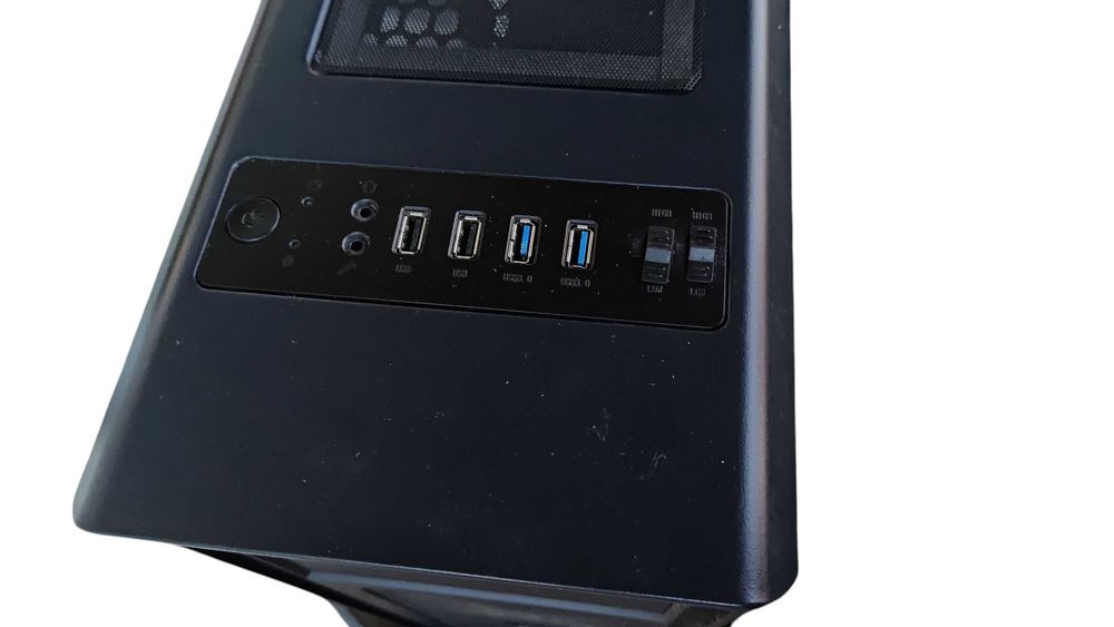 Komputer PC i-7,RAM 16Gb, SSG 256Gb