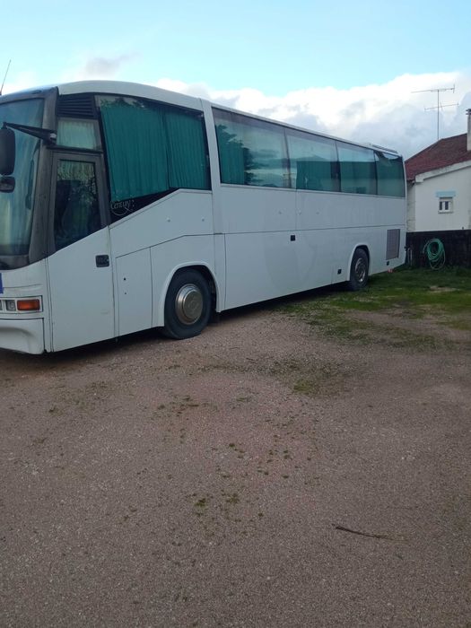 autocarro usado em bom estado