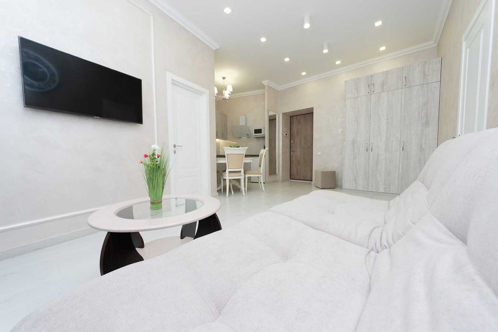 Видова на Майдан Хрещатик, Бориса Гринченко 2