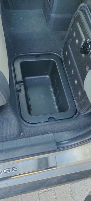 Додж Джорні 2009