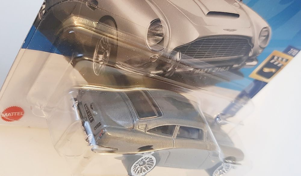 Aston Martin 1963 DBS Hotwheels