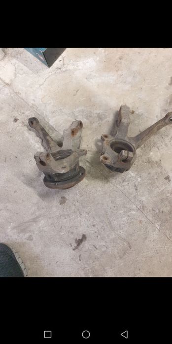 Цапфа поворотний кулак seat ibiza 021a malaga 023a ronda 022a ступица