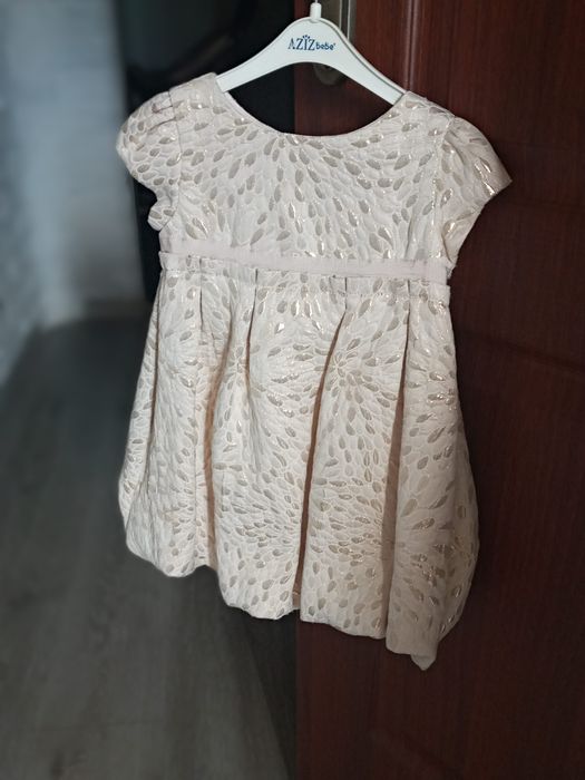 Святкова сукня ,, baby GAP,,12-18 міс.