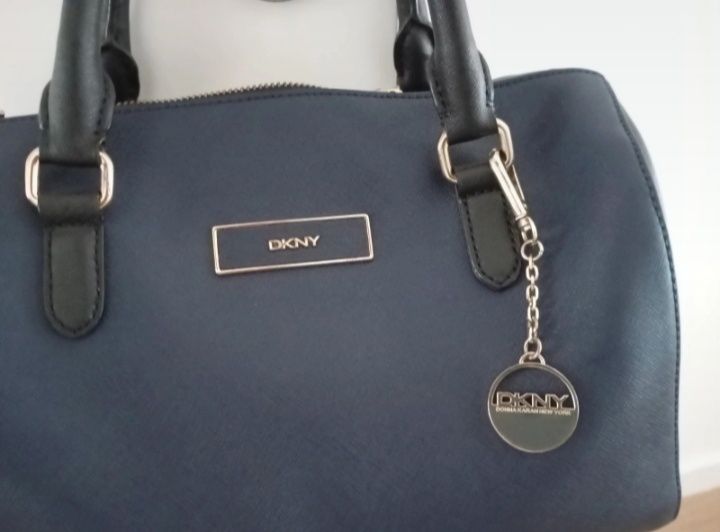 Mala DKNY pele saffiano como nova