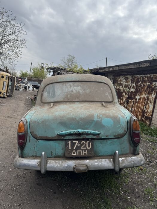 Москвич 407 под ремонт