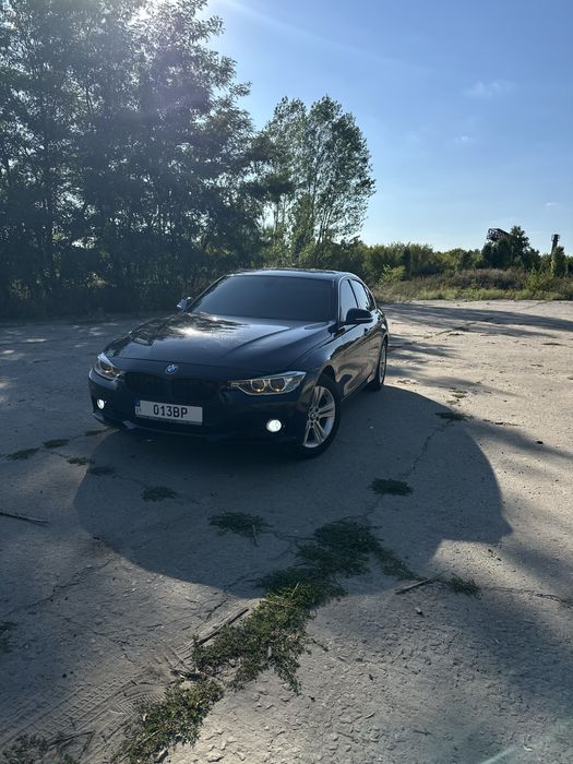 BMW F30 328i Luxury Line