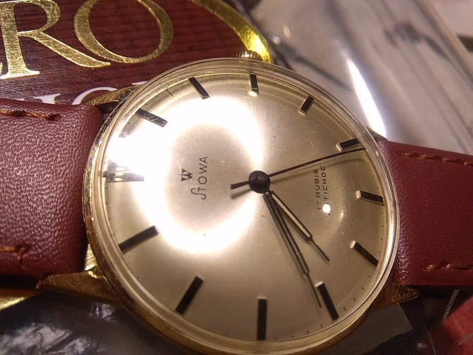 Stowa mechaniczny zegarek nie Omega