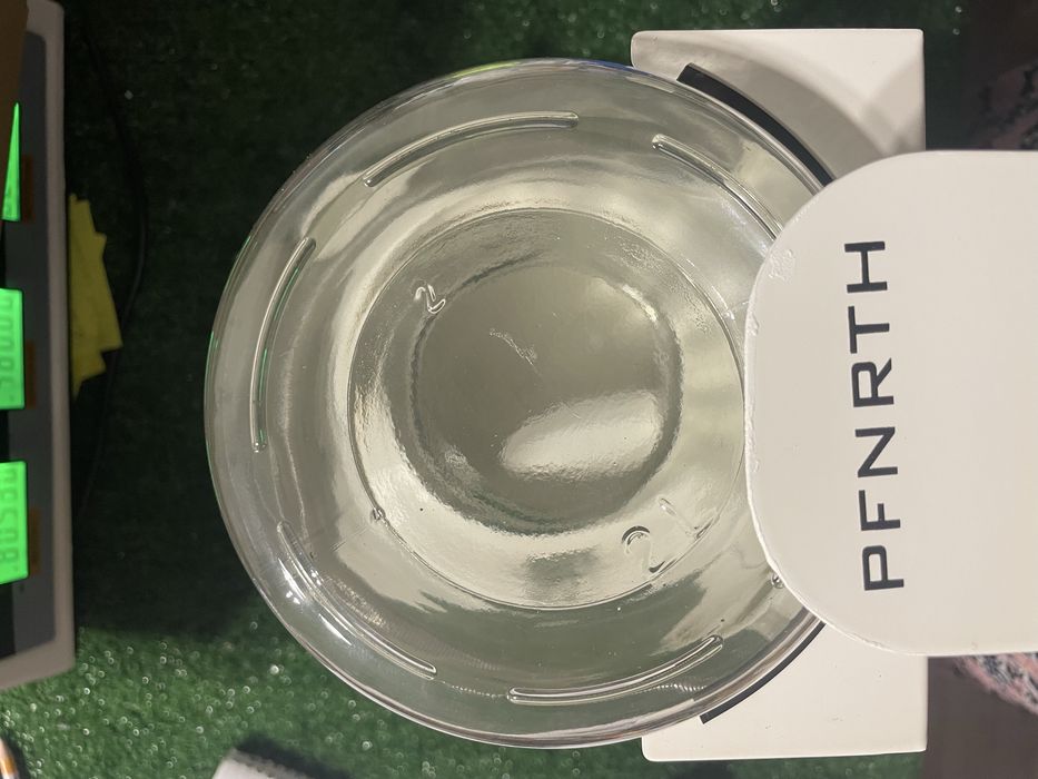 металева годівниця для білок бренду PFNRTH
