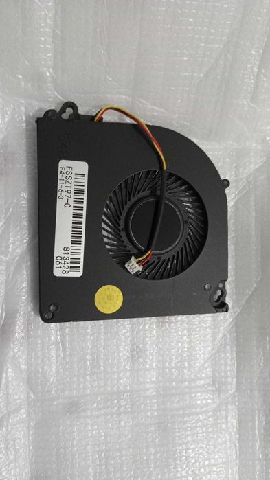 Ventilador de refrigeração para CPU de 3 cabos