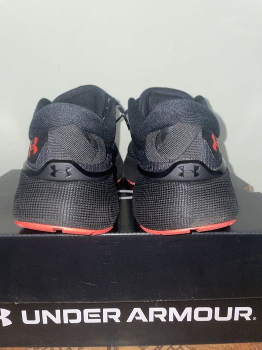 Under Armour HOVR Mega Warm